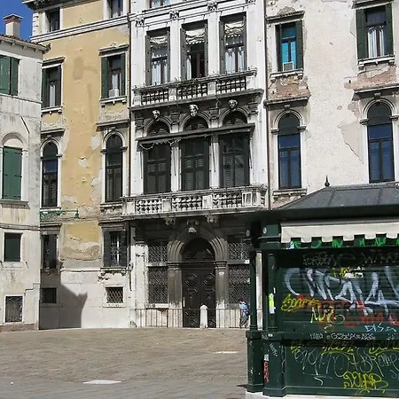 San Beneto Design Studio Veneza